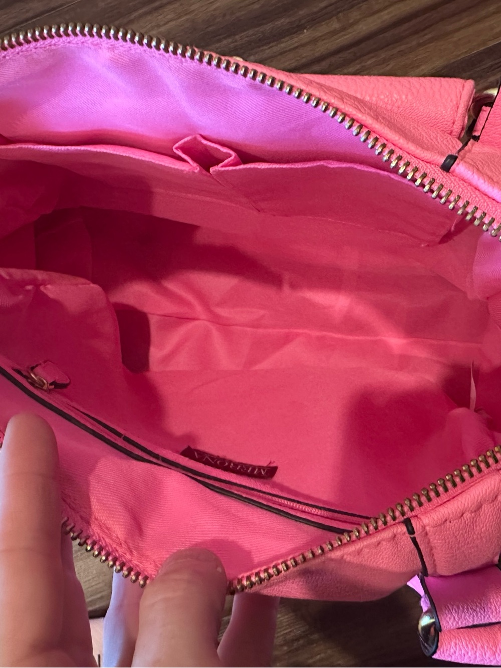 Merona Hot Pink Satchel Crossbody Handbag - Excellent Condition - Picture 6 of 8